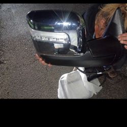 Side Mirror Ram