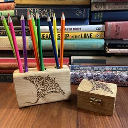 String Ray Pencil Holder & Trinket Box Filled WithFire Cracked Marbles 