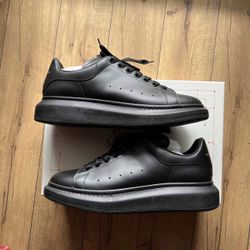 Alexander McQueen Oversized Sneaker ‘Black’