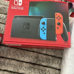 Nintendo Switch 