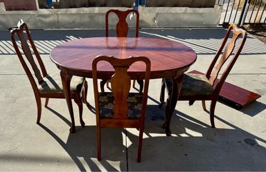 Dining Table + Chairs