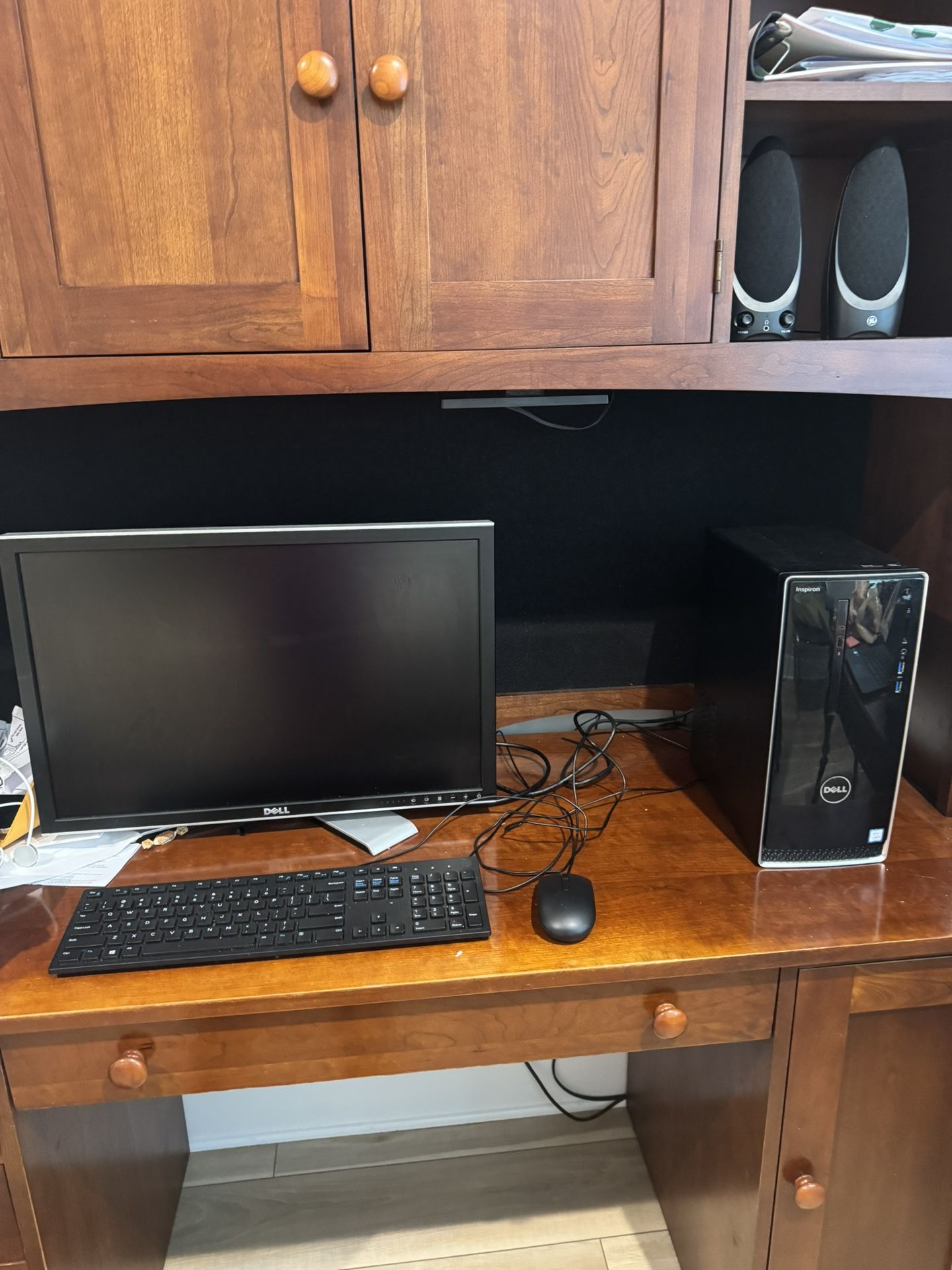 Desktop Computer with Monitor, Keyboard, Mouse, and Speakers
