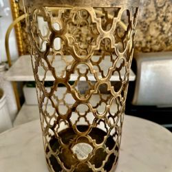 Candle Holder (METAL)