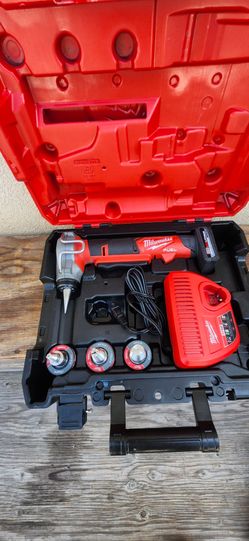 Milwaukee pex expander m12 fuel tool battery 5ah Charger