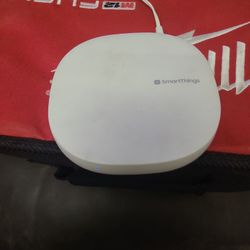 Smart things  Zigbee Hub