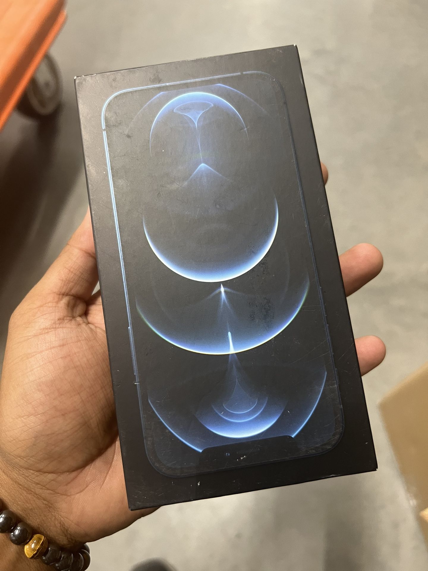iPhone 12 Pro Box W/ charger Type C to iPhone