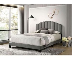 PLATFORM QUEEN BED FRAME NO MATTRESS