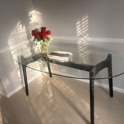 Glass Oval Dining table