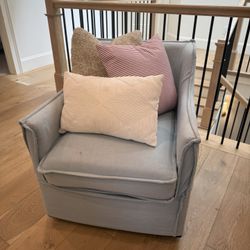Free ArmChair