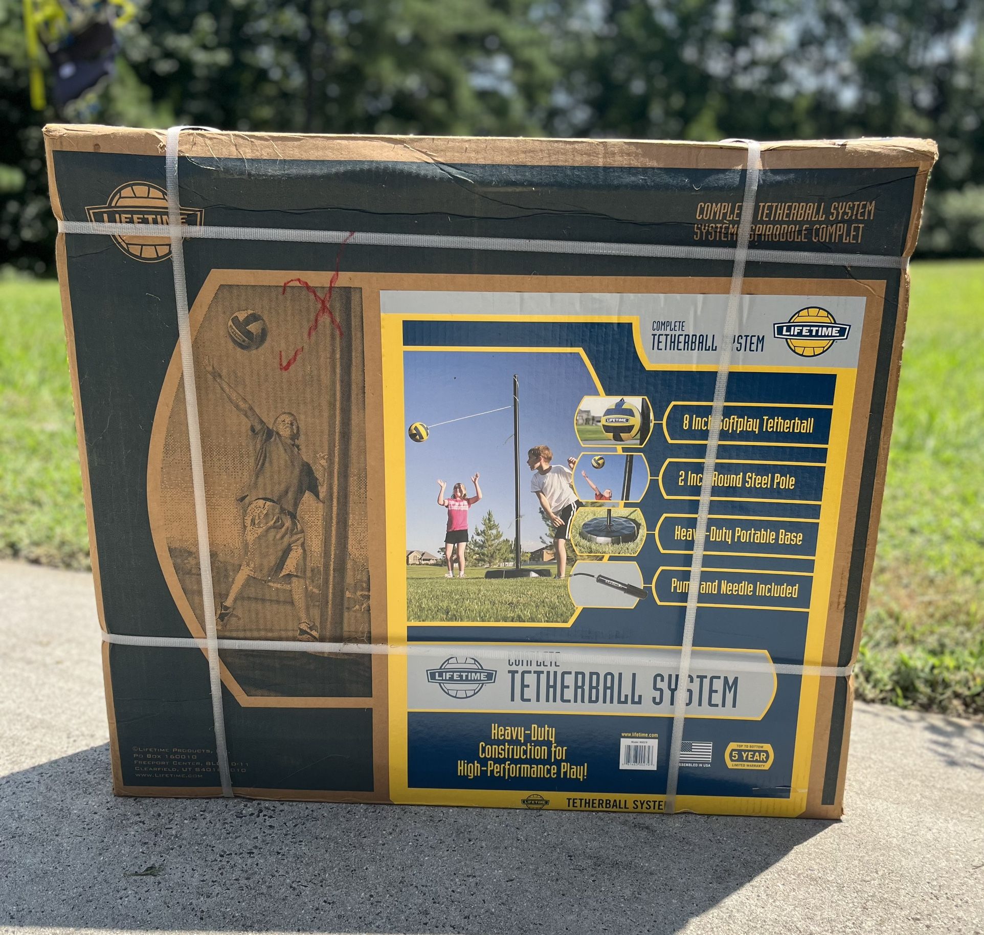 NEW! Lifetime Complete Portable Tetherball System