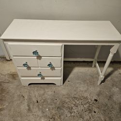 Computer Desk $60