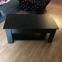 Lift Top Coffee Table with Hidden Storage Compartment