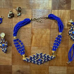 NECKLACE. 2 SETS PIERCED EARRINGS. NOT WORN