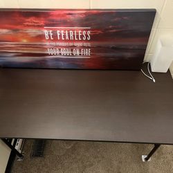 Staples Heavy Duty Folding Table