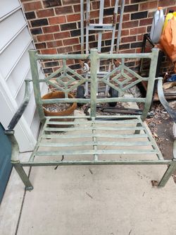 Aluminum love seat