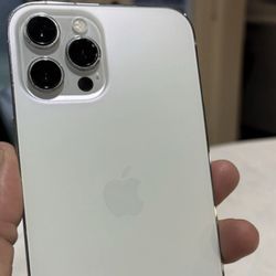 Iphone 12 Pro Max UNLOCKED 