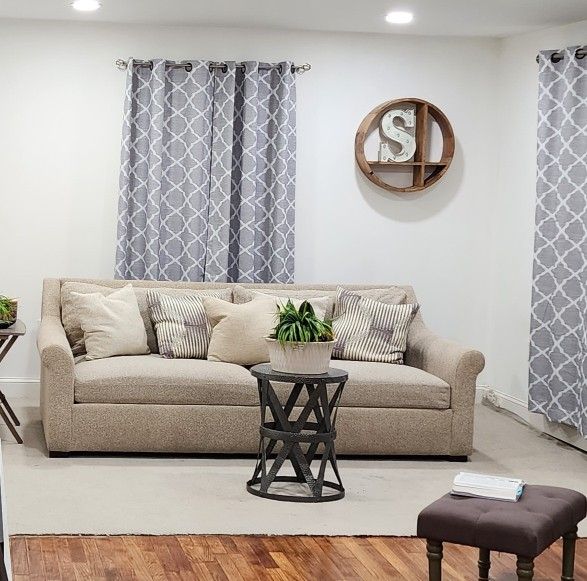 American Signature Sofa