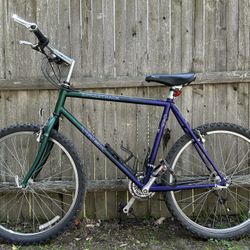 Trek 930 Singletrack mountain bike