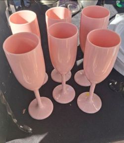 Pink champagne flutes