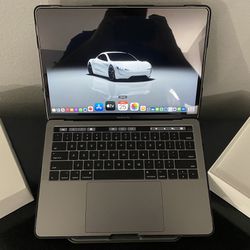MacBook Pro 13 Inch TouchBar