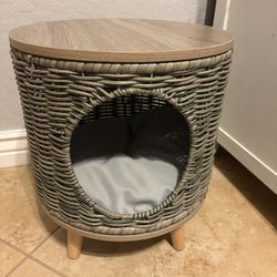 Cat House 