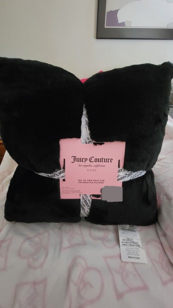 Juicy Couture Black Throw Pillow Set