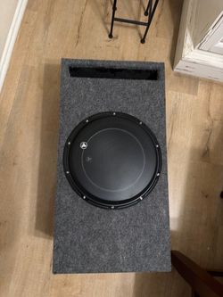 JL Audio 12W6v3-D4 12-inch Subwoofer + Ported Box