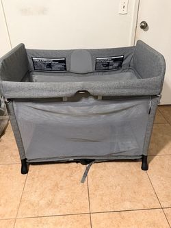 Travel playpen/crib for babies