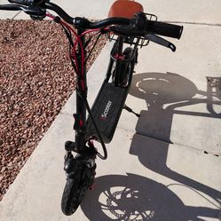 Foldable E-Scooter With Basket (Firm price)