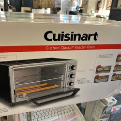 Custom Classic® Toaster Oven 1800
