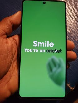 6.8" Motorola Moto G Stylus 5G 2024 128GB 8GB RAM Cricket 2 50MP camera Android 14