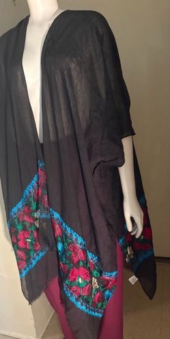 Woven Heart Black Floral Embroidered Kimono Sheer Open Front Boho Cardigan OS
