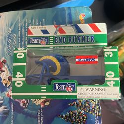 Los Angeles Rams NFL End Runner