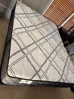 Queen Kingsdown Mattress with Mechanical Adjustable Bed Frame