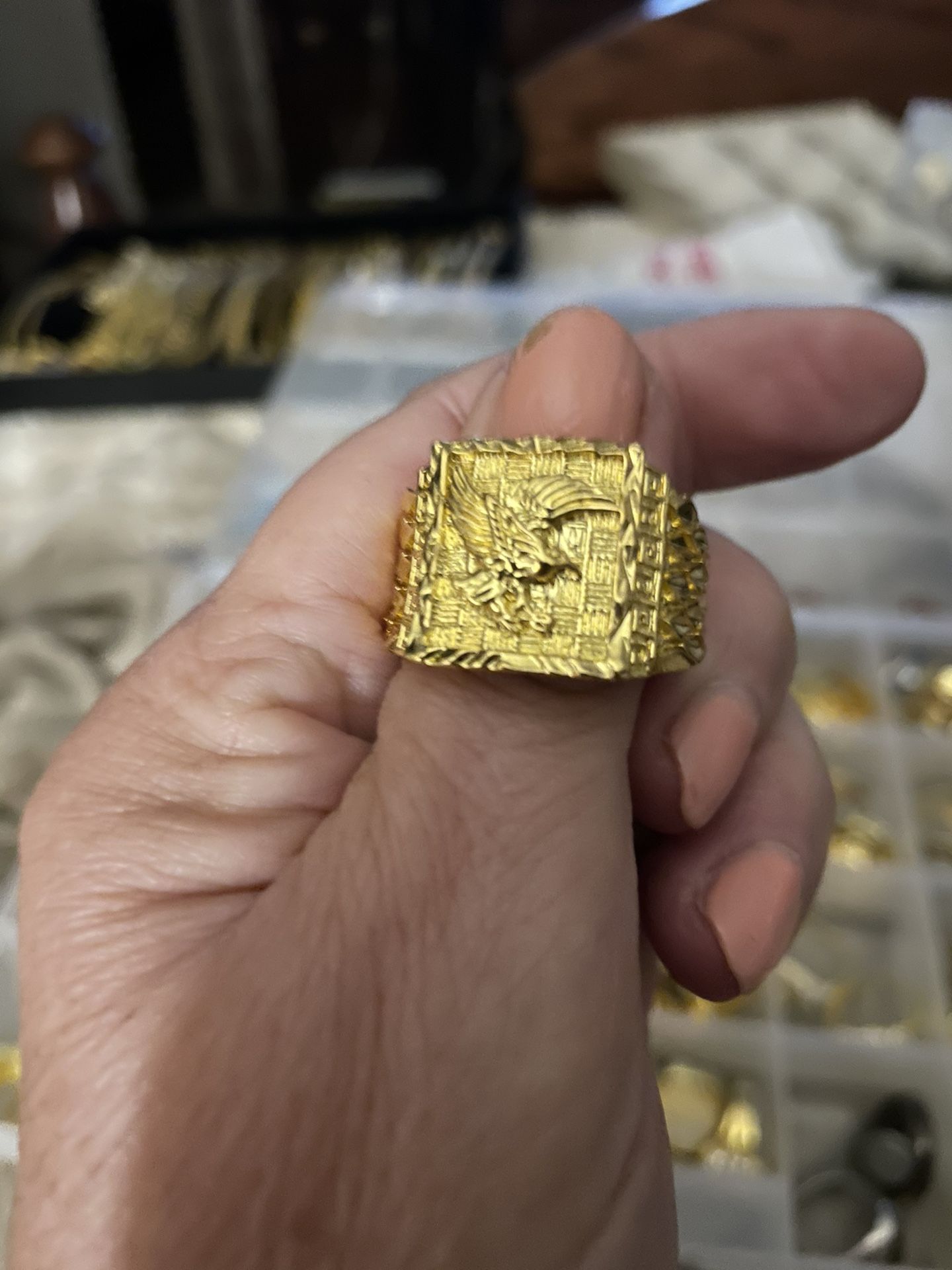 Beautiful Men’s Ring ... Bird Design Won’t Fade Ring