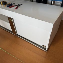 Carlo Perazzi White TV Stand