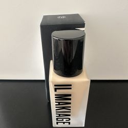 New IL Makiage Foundation 