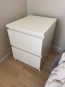 Two white night stands