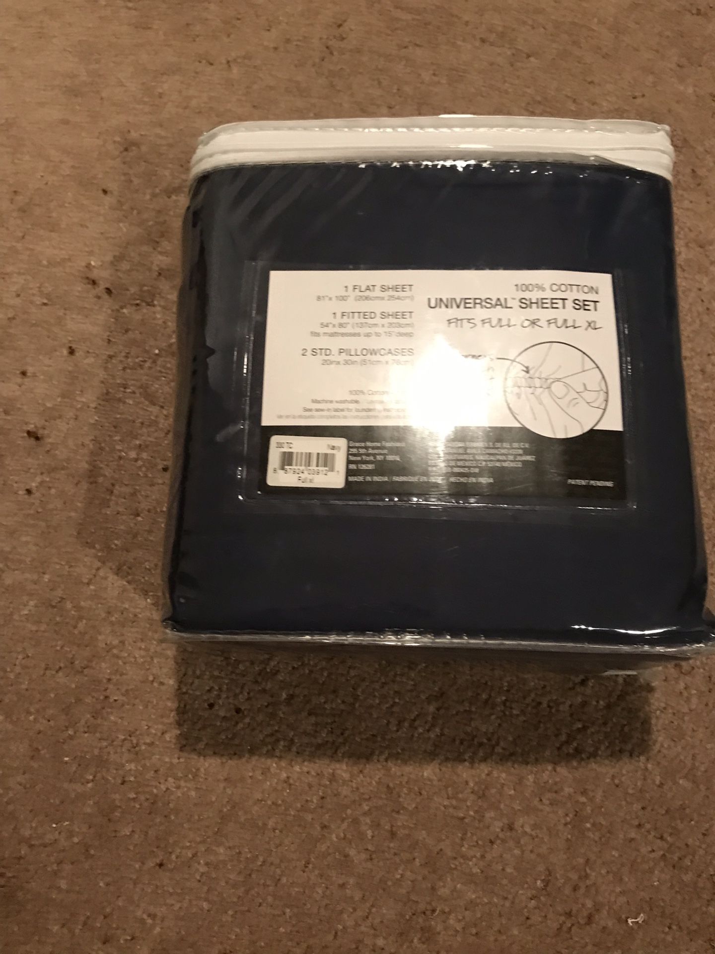 4 piece Full and XL full universal sheet set in navy