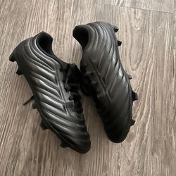Women’s Size 7 Adidas Copa Soccer Shoes 