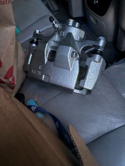 5.0 5.0 out of 5 stars (4) PowerStop Front Right Brake Caliper for Lexus ES300h 2013-18 |ES-18 |Toyota Avalon 2008-18 |Camry 2007-17 - Direct 