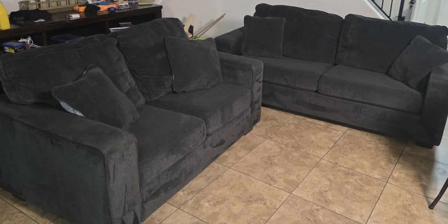 Gorgeous Dark Gray 2-Piece Sofa Set