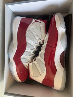 Air Jordan 11 Retro Cherry Red sneakers new w box size 11