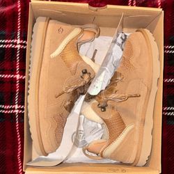 Lowmel Uggs Chestnut 