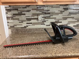 Hedge Trimmer-Craftsman. (S)