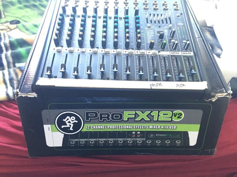 mackie mixer pro fx12v2