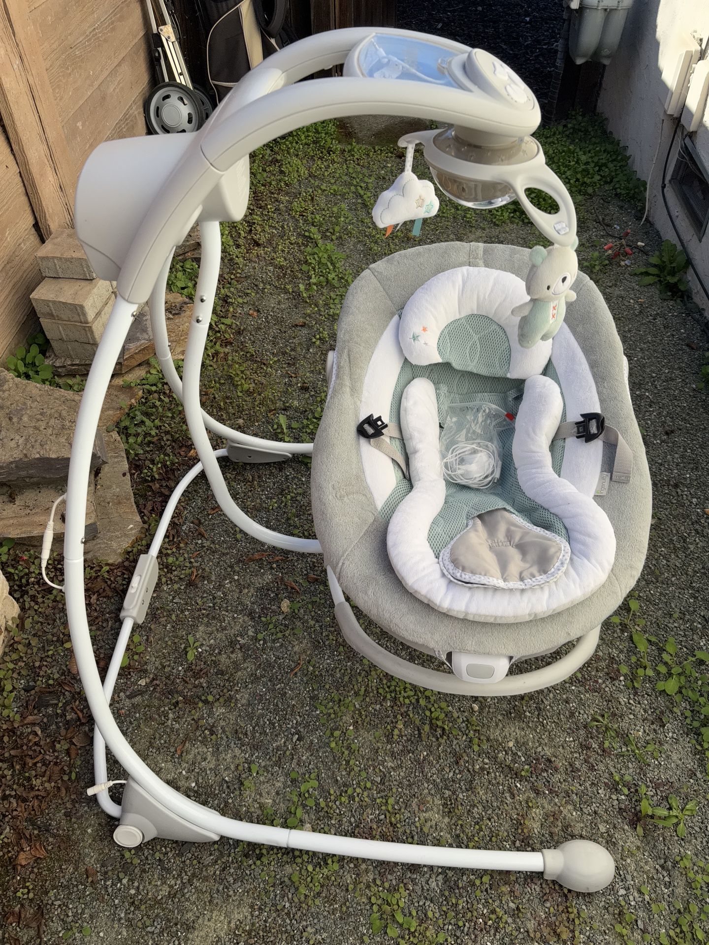 Ingenuity Baby Swing
