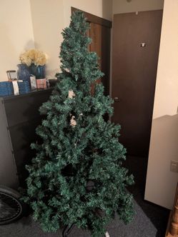 Artificial Christmas Tree with multiple colored changing Lights