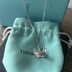 Tiffany & Co 925 Silver Crown Pendant Necklace 