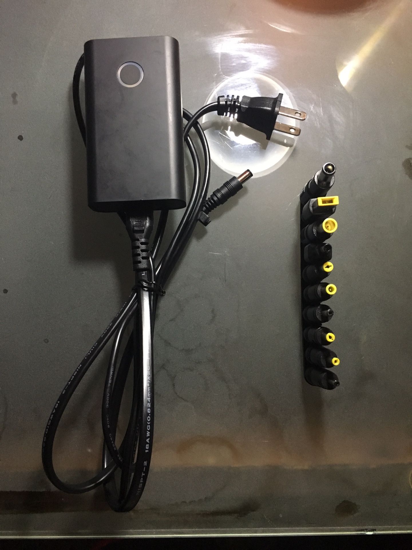 Universal Laptop Battery Charger